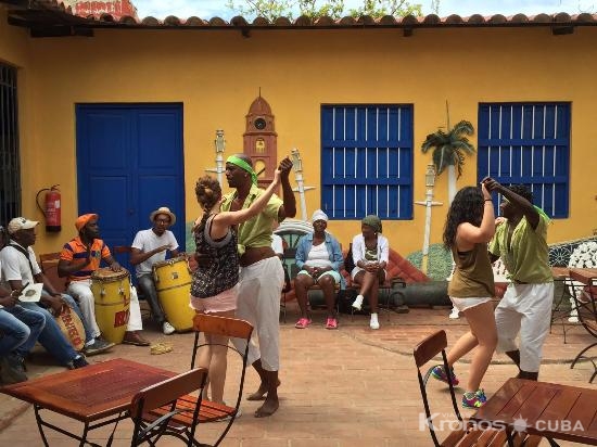 Casa de la trova, trinidad, cuba - "Bailando Trinidad" Tour