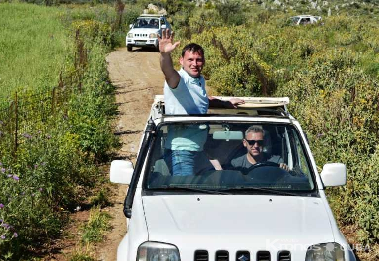 Jeep Safari  Tour - "Soroa Overnight" Tour in Jeep