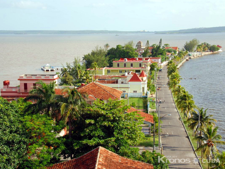 Cienfuegos Bay, Cuba - Tour "Puesta de Sol en la Bahía de Cienfuegos"