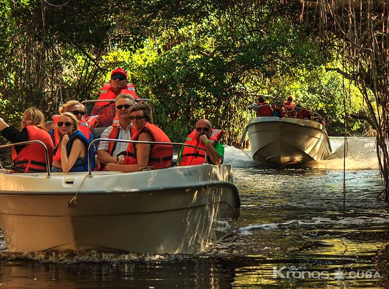 La Redonda lagoon boat ride - Nature Tour " Laguna la Redonda"