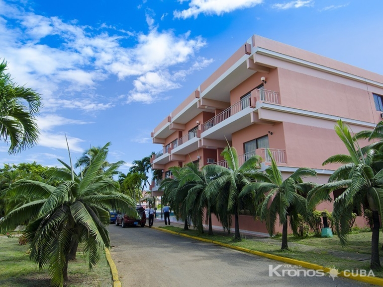 Panoramic hotel view - Gran Caribe Faro Luna Hotel