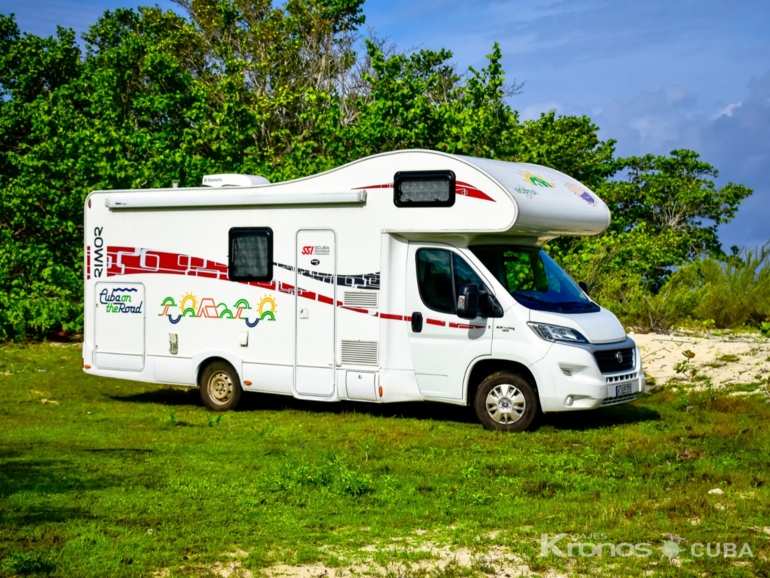 Location Camping-car profilé  Lagarde-Marc-la-Tour - Fiat Ducato