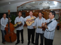 Cuban live music at the lobby