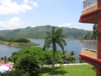 Panoramic hotel & Hanabanilla lake view