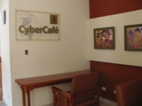 Cyber-Café
