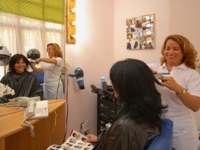 Unisex Hairdresser