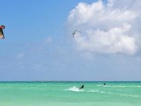 Kitesurfing at Cayo Guillermo beach