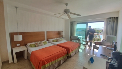 Deluxe Room See View