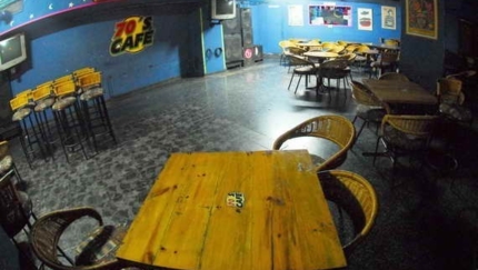 Cabaret (Night Club) “70’S CAFÉ”