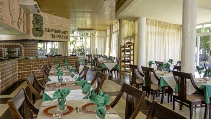 Italian Restaurant La Piazza