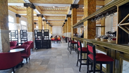 Lobby bar