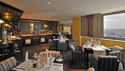 Restaurant Lounge bar Cobijo Real (The Level)