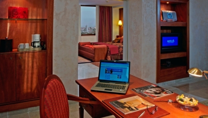 THE LEVEL Suite Room