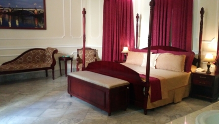 Junior Suite Room