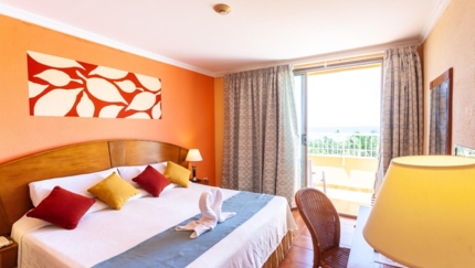 Tropical Room Vista al Mar