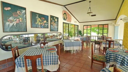 Seafood Restaurant El Patio de los Artistas