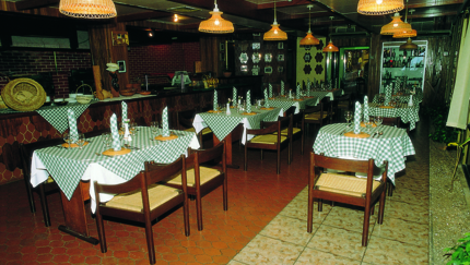 A la carte international Restaurant
