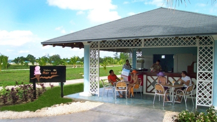 Ice cream parlor Mar Azul