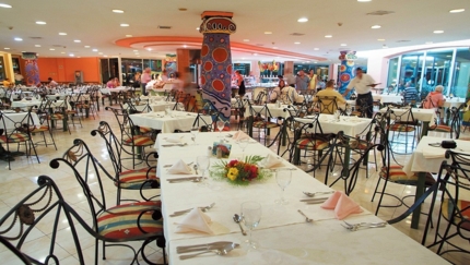 International Buffet Restaurant Flamboyán