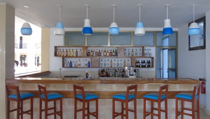 Lobby bar