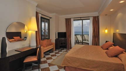 SEA VIEW DELUXE Suite Room