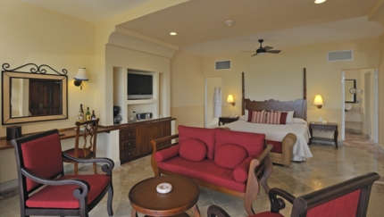 ROYAL SERVICE Master Junior Suite Rooms