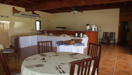 A la carte Cuban & internacional Restaurant “El Criollo”