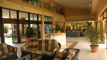 Lobby Bar Mediterráneo (Sirenas)