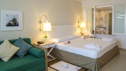 THE LEVEL Sea View Standard Room