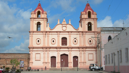 Camagüey City, FROM EAST TO WEST Group Tour