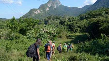 Pan de Guajaibón, WESTERN CUBA TREK, Group tour