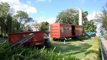 Monument to the Armored Train, Santa Clara, JEEP NATURE TOUR TRINIDAD - SANCTI SPÍRITUS Group Tour