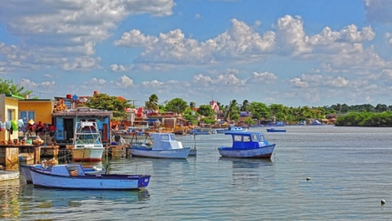 Fishing village Baracoa, BIKE TOUR ISLA DE LA JUVENTUD