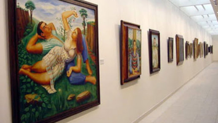 Bellas Artes Museum, Old Havana, QUEER CUBA, private tour