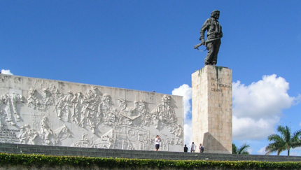 Complejo Escultórico Comandante Ernesto Che Guevara, Santa Clara city, PASSION FOR A FASCINANTING ISLAND Group Tour