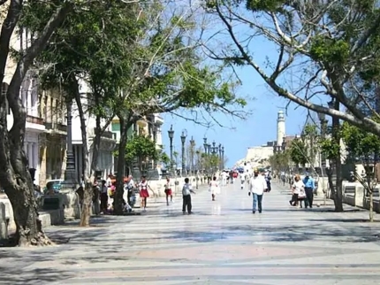 Paseo del Prado  “Havana Special” Tour