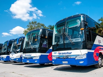 Transfer Service "SHUTTLE JOSÉ MARTÍ INTERNATIONAL AIRPORT, HAVANA - PLAYA".