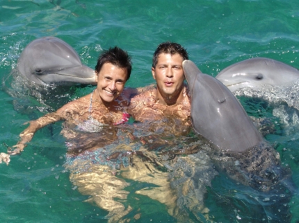 Swimming with dolphins tour at Cayo Guillermo dolphinarium