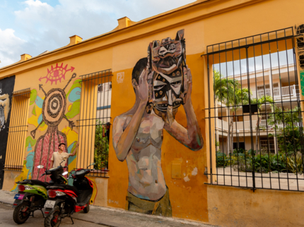 RITMO HAVANA - PLAYA, BARRIO Y NOCHE HABANERA