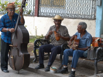 Traditional cuban music at Céspedes central park, Santiago de Cuba city